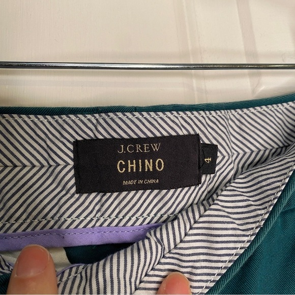 J. Crew 5" Inseam Flat Front Chino Shorts in Teal Size 4 - Picture 6 of 7